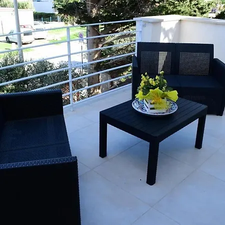 Luxury Fronte Mare 圣维托罗卡波