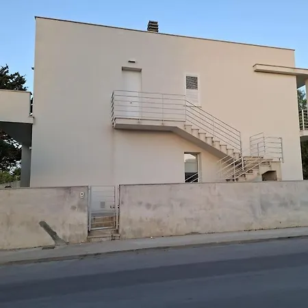 Luxury Fronte Mare 度假居 圣维托罗卡波